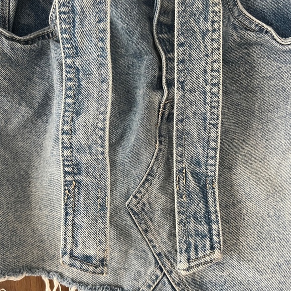 We The Free East of Eden High Rise Raw Hem Waist Tie Denim Min Skirt Size 27 EUC - Picture 9 of 9